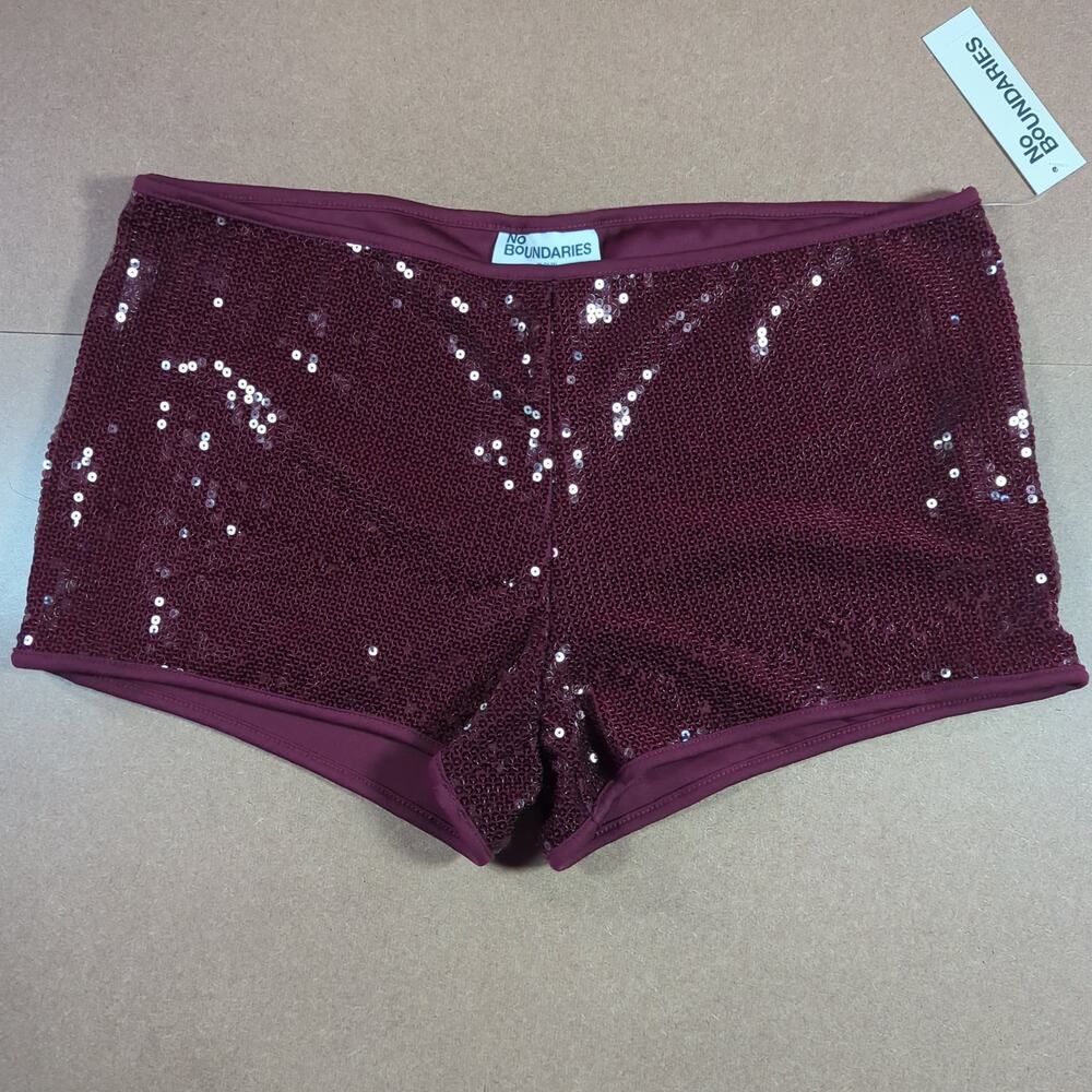 NWT No Boundaries Burgundy Sequin Hot Shorts XL 16-18 NYE Party